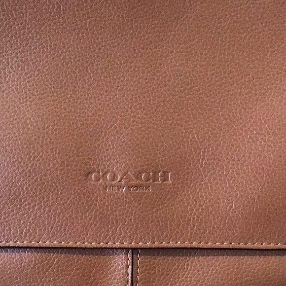 Coach Men's Charles Brown leather messenger crossbody bag with colorblock strap - Picture 2 of 16